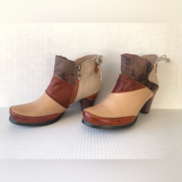 Elite Rags Cognac & Tan Booties - Picture 5 of 13